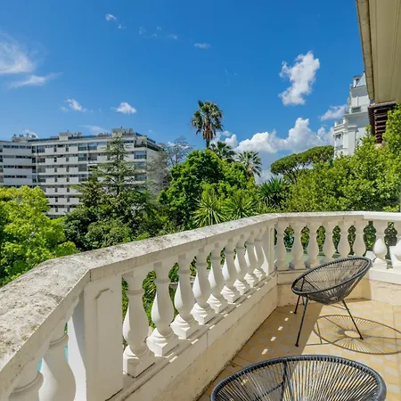 Luxury - Belle Epoque à Louer Proche Centre Hébergement de vacances Cannes